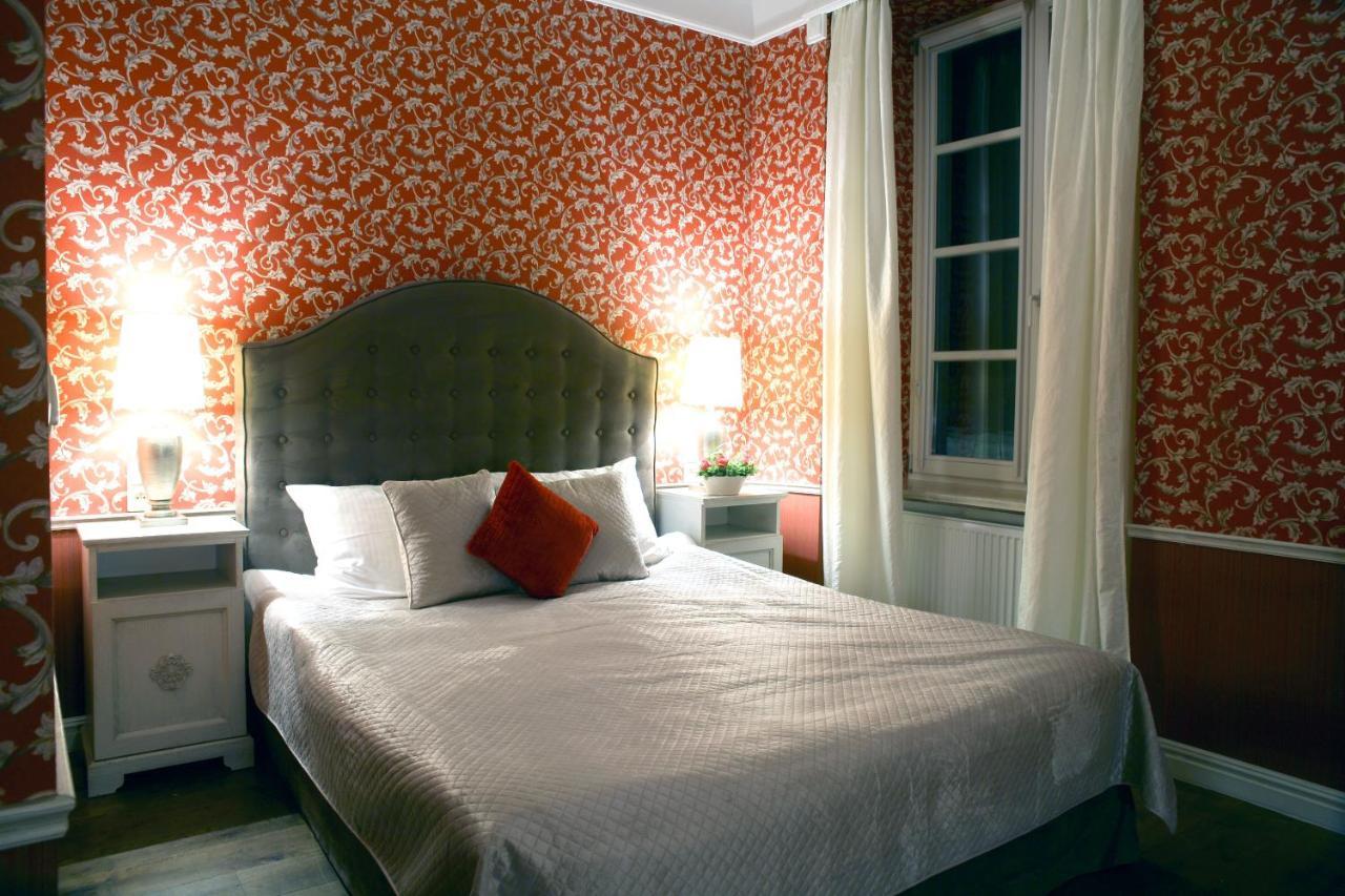 Dwor Kaliszki Hotel Ngoại thất bức ảnh