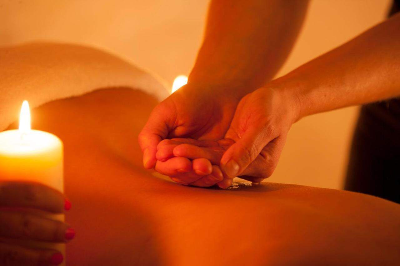 Dwor Kaliszki Hotel Ngoại thất bức ảnh